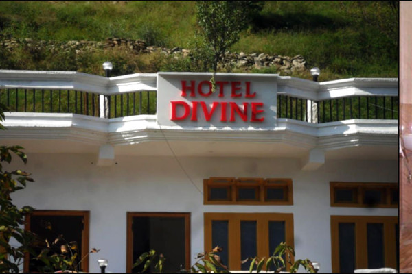 Hotel Divine